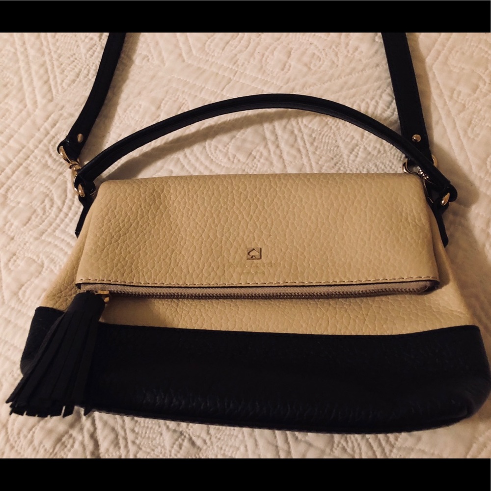 Kate Spade Black and Cream Foldover Purse 🎁